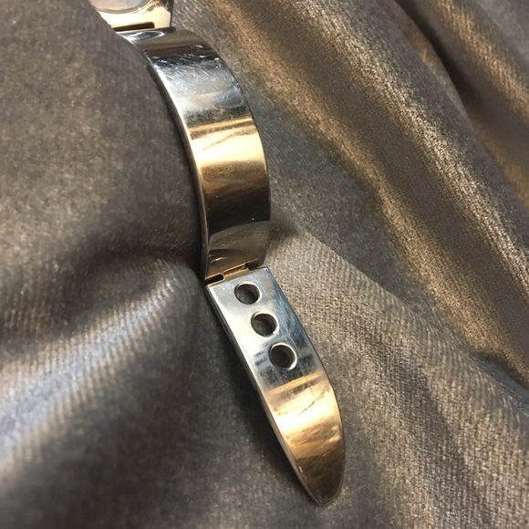 ❌Not For Sale❌ GUCCI Watch 6700L - Picture 8 of 8